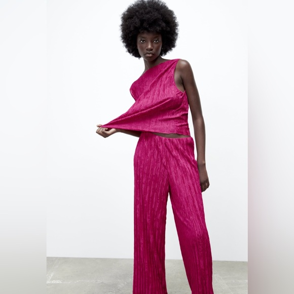 ☆ドイツ発*ZARA*新作*トレイナー/FUCHSIA☆ ☆ドイツ発*ZARA*新作*トレイナー/FUCHSIA☆ (ZARA/スニーカー